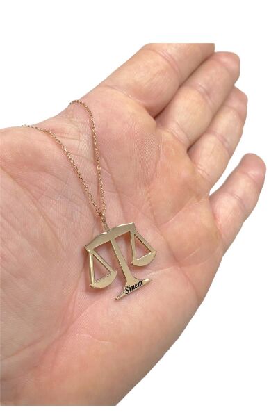 Adalet Terazisi İsim Yazılı  925 Gümüş Kolye