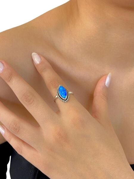 925 Ayar Gümüş El Üretim Otantik Doğal Opal Mekik Taş Yüzük