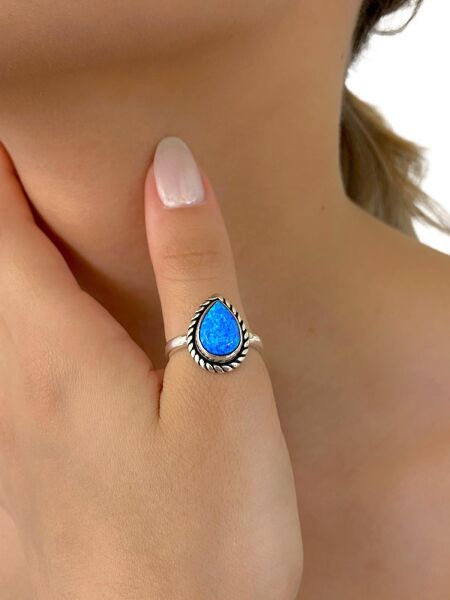 925 Ayar Gümüş El Üretim Otantik Doğal Damla Opal Taş Yüzük