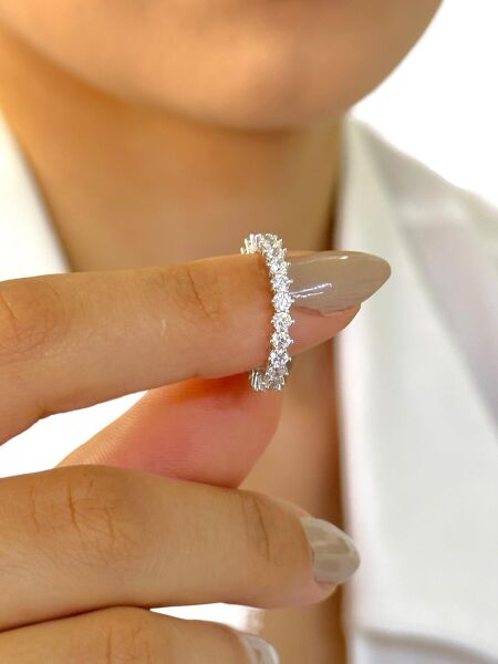 Tek Sıra Tamtur Zirkon Klasik Kesim 14 Ayar Beyaz Altın Yüzük