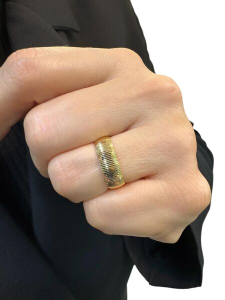 Parlak Merdiven Model Düz Taşsız Bombeli Altın Alyans Yüzük