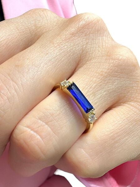 Baget Safir Taş Üst Kalite 14 Ayar Altın Yüzük