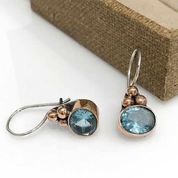 Mavi Topaz Taş Tamamı El Üretimi Gümüş Küpe