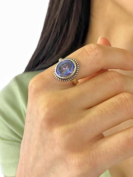 925 Gümüş Oval Mistik Topaz Taşlı Özel Model Yüzük