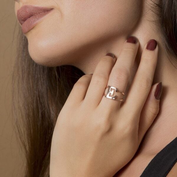 Baş Harfli Zirkon Tektaş Gümüş Yüzük Kişiye Özel