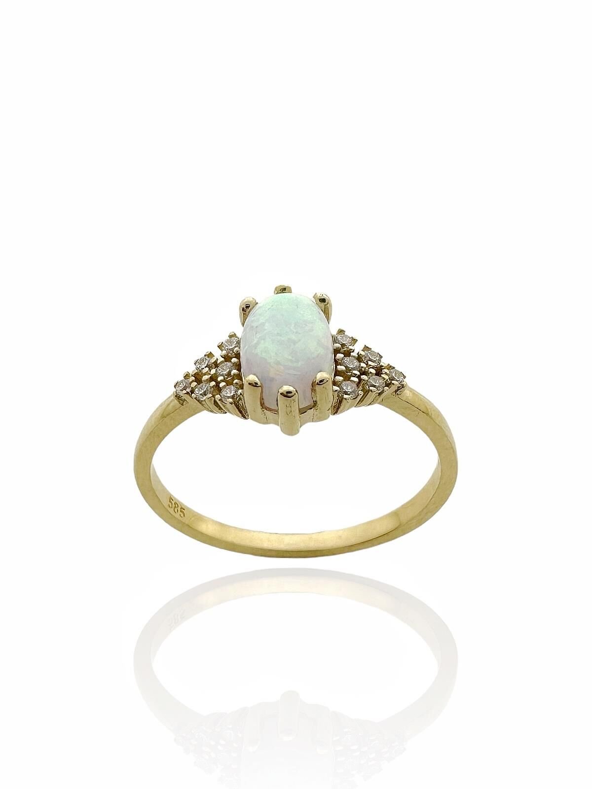 Pırlanta Modeli Beyaz Opal Taş Üst Kalite Stil 14 Ayar Altın Yüzük