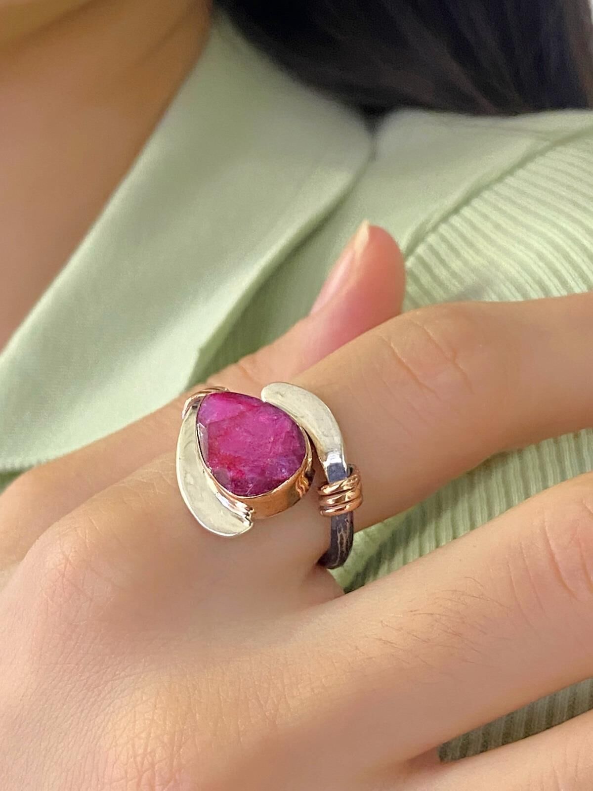 925 Gümüş Doğal Yakut Taş Otantik El Üretimi Yüzük