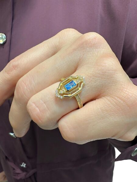 Üst Kalite Baget Aquamarine Taşlı 14 Ayar Altın Yüzük