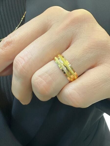 22 Ayar Altın 6 mm Düz Oluklu Bombeli Alyans Yüzük