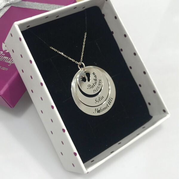 İlk Adım Bebek Ayaklı İsim Tarihli Kişiye Özel Gümüş Kolye