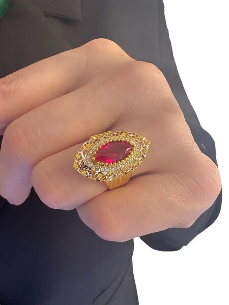 Yakut Taşlı Kalemli Maraş Usulü Mekik 8 Ayar Altın Yüzük