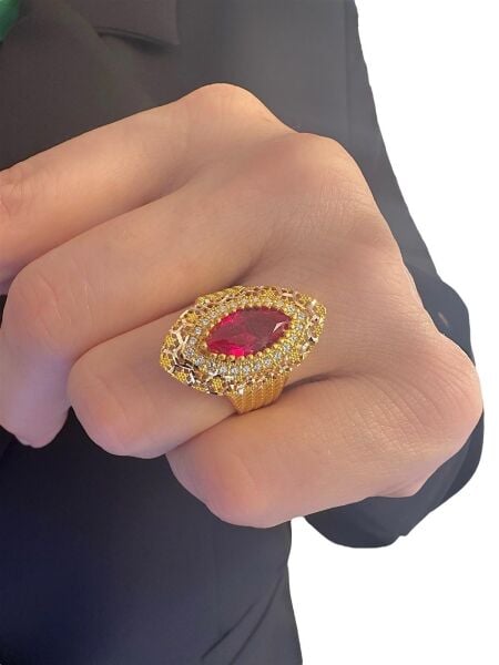 Yakut Taşlı Kalemli Maraş Usulü Mekik 8 Ayar Altın Yüzük