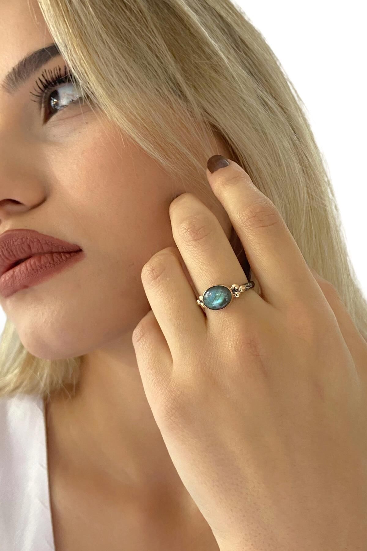Doğal Labradorit Taşlı El Üretimi 925 Gümüş Yüzük