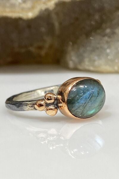 Doğal Labradorit Taşlı El Üretimi 925 Gümüş Yüzük