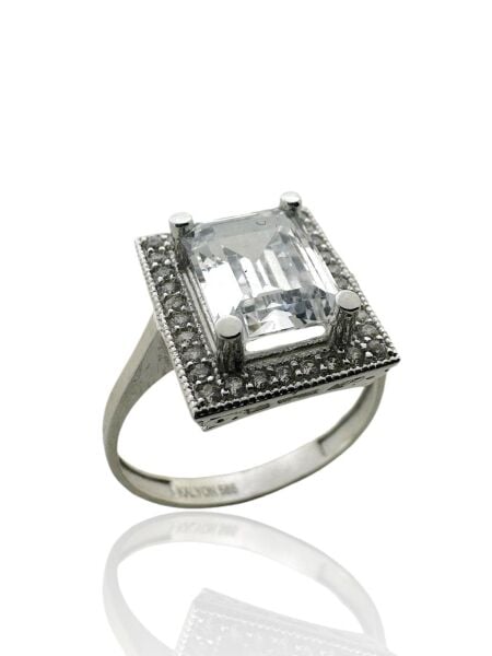 Büyük Baget Taşlı Beyaz Altın 14 Ayar Yüzük