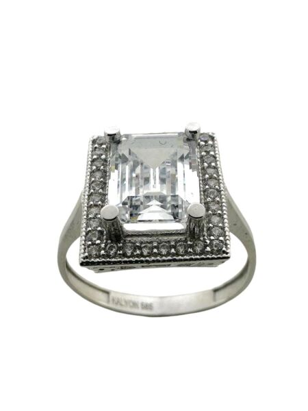 Büyük Baget Taşlı Beyaz Altın 14 Ayar Yüzük