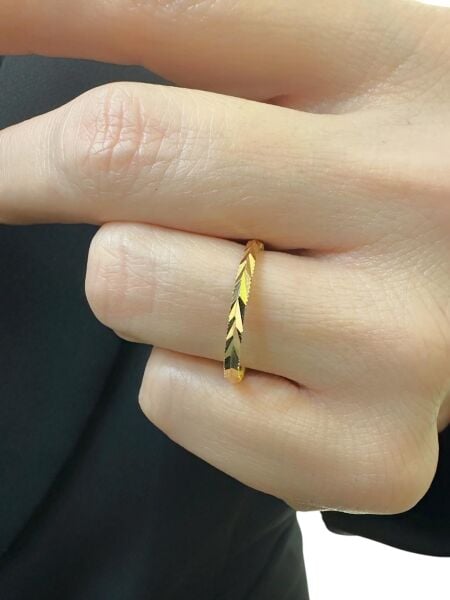 22 Ayar Altın Parlak Defneli Ajda Yüzük Alyans Çok Şık